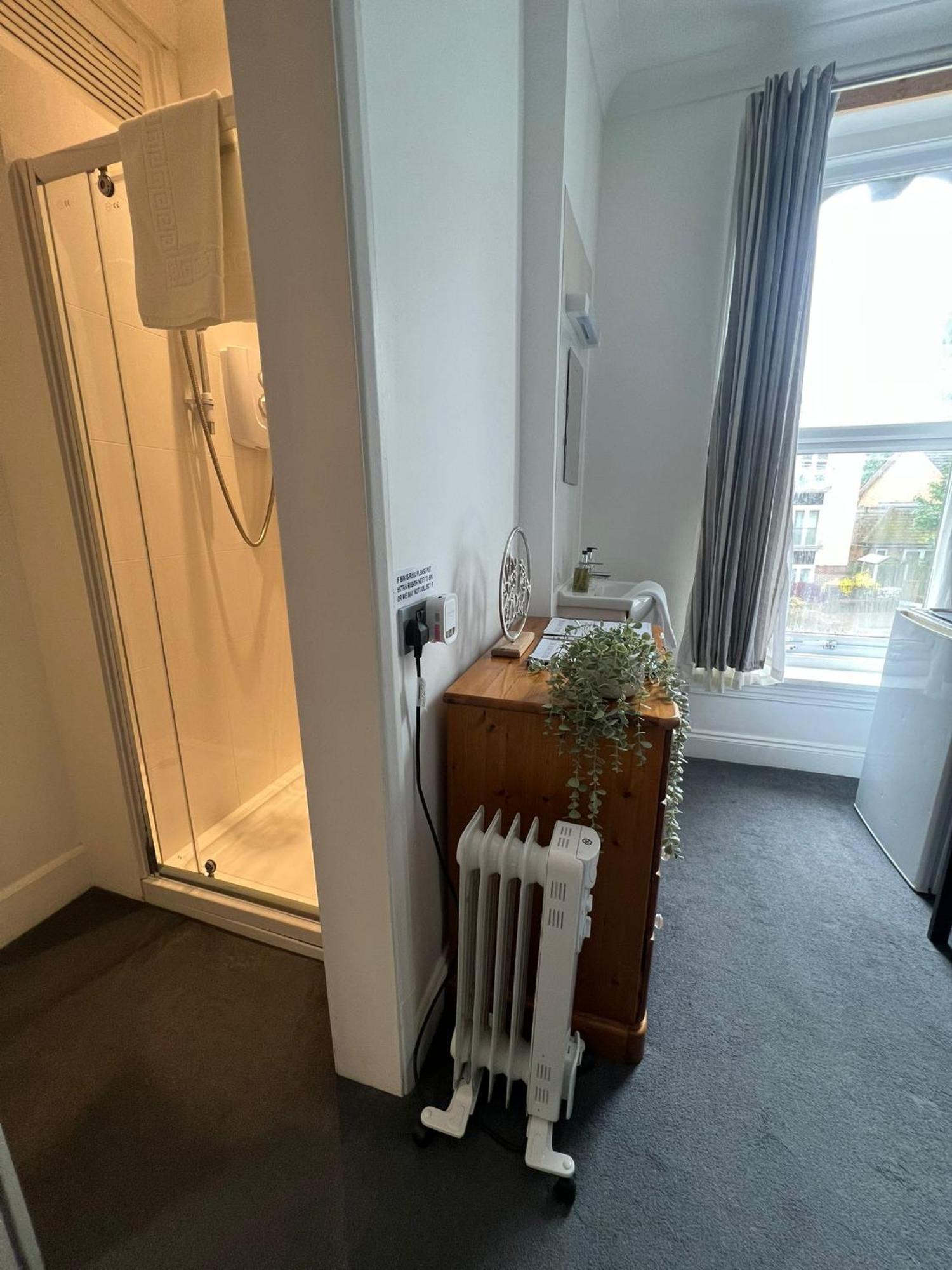 Rock House Bed And Breakfast Maidstone Rom bilde